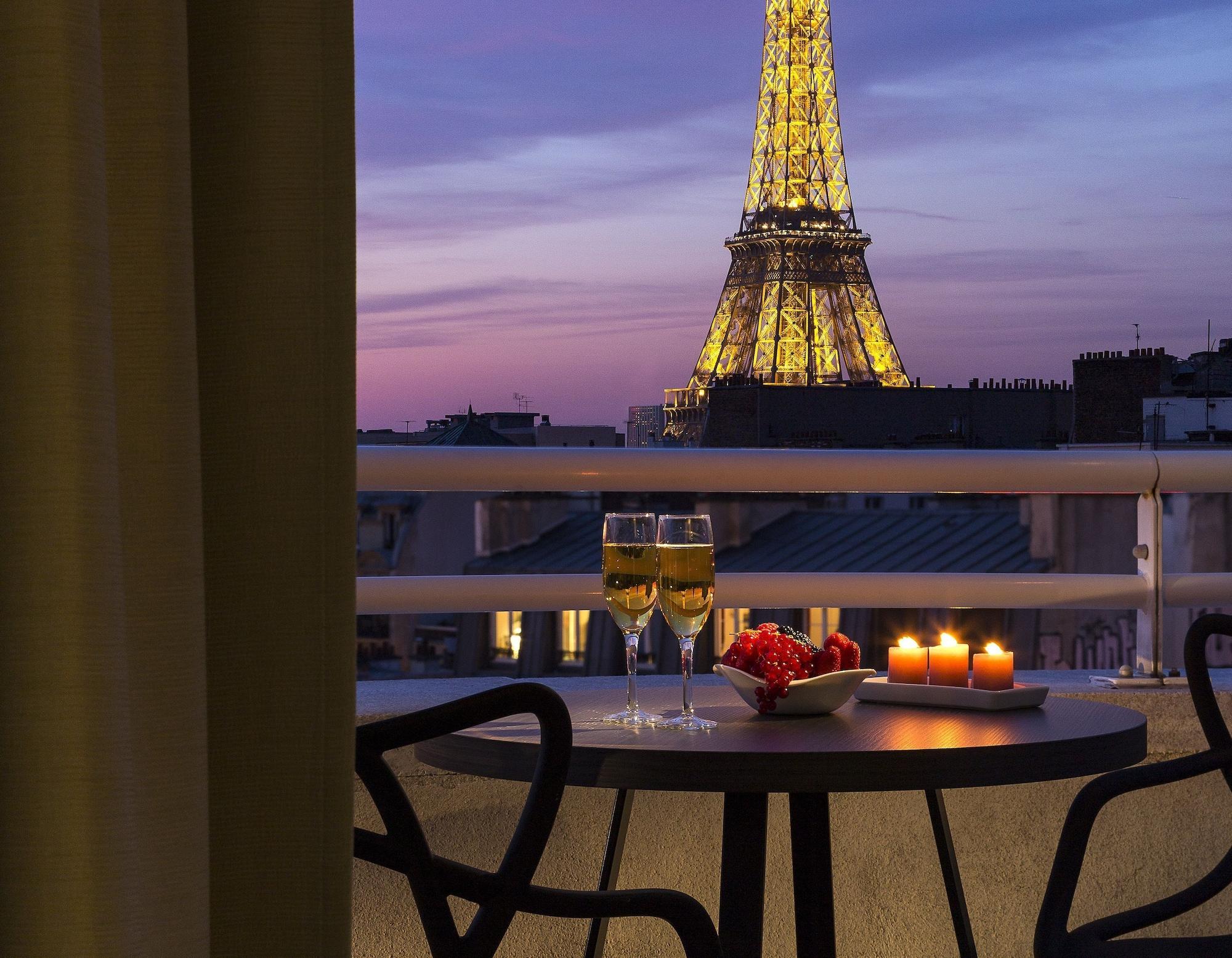 Citadines Tour Eiffel Paris Aparthotel Buitenkant foto